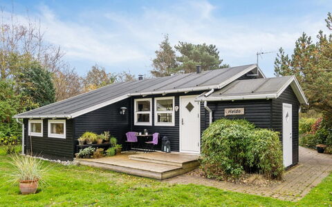 Jannike - 150M from the Sea: Træ, Hjem, Veranda, Dæk, Hårdttræ, Tag, Bejdse, Trægulve, Eco Hotel