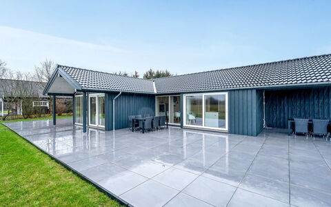 Corina - 850M to the Fjord: Gulvbelægning, Indretning, Træ, Etage, Trappe, Loft, Bejdse, Trægulve, Hårdttræ, Gelænder