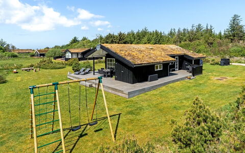 Ljupco - 950M from the Sea: Bjergrige Landskabsformer, Bjerg, Bakke, Bjergkæde, Hill Station, Menneskelig Bosættelse, Urban Design, Alps, Dal, Topmøde