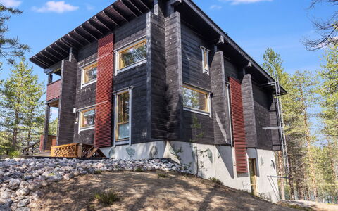 Matkajoentie 4B: Træ, Arkitektur, Sidespor, Hjem, Sommerhus, Skydevindue, Dagslys, Bjælkehytte