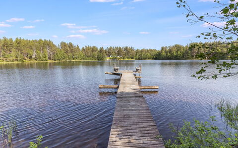 Matkajoentie 4B: Blå, Vand, Vandressourcer, Krop Af Vand, Naturligt Miljø, Naturlige Landskab, Bank, Vandvej, Vandløb, Sø