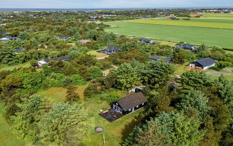 Brawith - 700M to the Fjord: Grøn, Hus, Landskab, Boligområde, Hjem, Tag, Almindeligt, Landdistrikt, Land Lot, Sommerhus