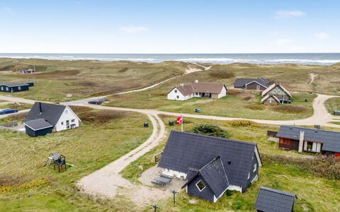 Kaja - 150M from the Sea: Blå, Svømmepøl, Møbel, Udendørs Møbler, Udvej, Stol, Skygge, Eco Hotel, Blomsterkrukke