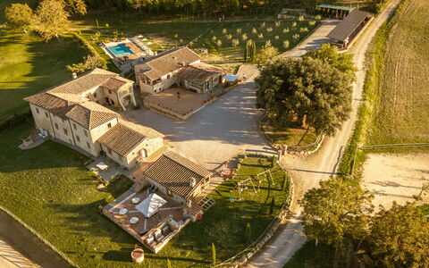 Le Volte, Borgo Campassini, Monteriggioni: Boligområde, Hus, Hjem, Estate, Landskab, Almindeligt, Land Lot, Landdistrikt, Menneskelig Bosættelse, Sommerhus