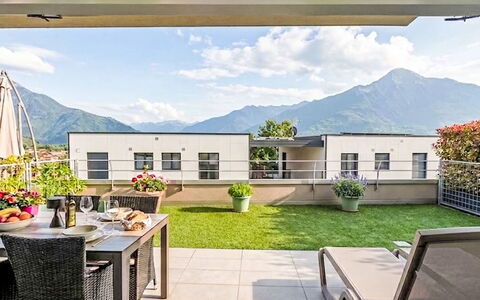 Vigna Luisa: Møbel, Stol, Lejlighed, Altan, Stueplante, Skygge, Udvej, Udendørs Møbler, Eco Hotel, Penthouselejlighed