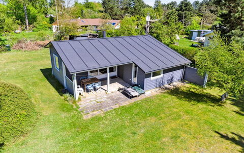 Ginette - 500M from the Sea: Fritid, Reklame, Parkere, Banner, Skilt, Sti