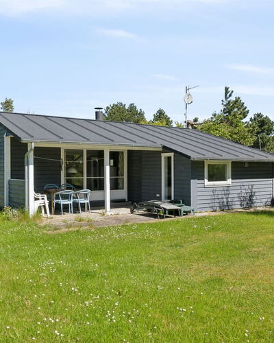Ginette - 500M from the Sea