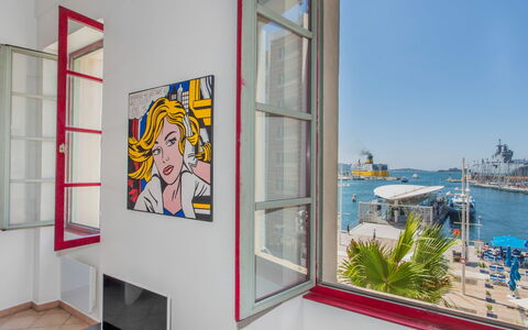 Studio Republique: Lejlighed, Maling, Altan