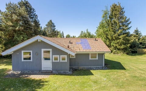 Gaetana - 80M from the Sea: Bjergrige Landskabsformer, Bjerg, Bakke, Bjergkæde, Hill Station, Menneskelig Bosættelse, Urban Design, Alps, Dal, Topmøde