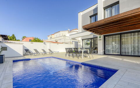 Mon Petit Paradis: Lejlighed, Hav, Altan, Skygge, Hotel, Udvej, Penthouselejlighed, Aluminium