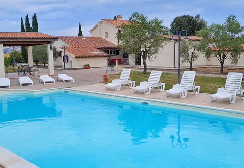 San Giuseppe Villa: Svømmepøl, Udvej, Udendørs Møbler, Boligområde, Thermae, Menneskelig Bosættelse, Kompositmateriale, Liggestol, Estate, Eco Hotel