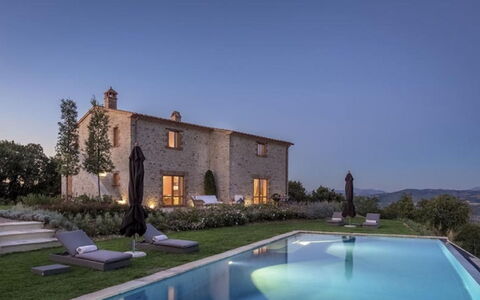 Villa Santa: Landskab, Land Lot, Estate, Hjem, Stuehus, Sommerhus, Landscaping, Mansion, Villa