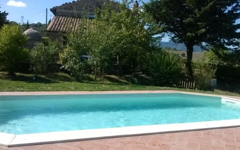 Podere del Mezzadro: Svømmepøl, Hacienda, Estate, Stuehus, Gård, Villa, Landscaping, Backyard, Gårdsplads, Water Feature