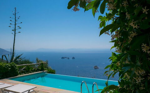 Villa Sant'Agata: Blå, Svømmepøl, Udvej, Hav, Eco Hotel, Tropics, Villa, Ferieby