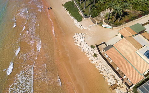 Casa sul Mare: Krop Af Vand, Kyst, Strand, Hav, Coastal Og Oceaniske Landskabsformer, Kyst, Sand, Ocean, Tropics