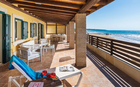 Casa sul Mare: Udendørs Møbler, Skygge, Udvej, Hav, Stol, Bejdse, Eco Hotel, Hotel, Liggestol, Hårdttræ
