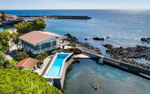 Villa del Faro: Blå, Vand, Krop Af Vand, Coastal Og Oceaniske Landskabsformer, Hav, Kyst, Udvej, Ocean, Eco Hotel, Kyst