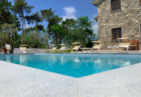 Villa Sarzana: Blå, Svømmepøl, Udvej, Kompositmateriale, Eco Hotel, Estate, Water Feature, Skygge, Villa, Flise