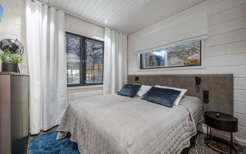 Levi Star West a: Træ, Indretning, Gulvbelægning, Loft, Hjem, Soveværelse, Etage, Seng, Værelse, Lejlighed