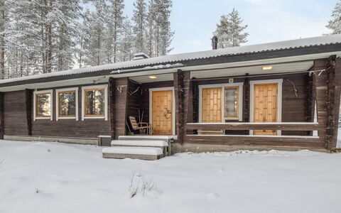 Teknomaja: Møbel, Indretning, Gulvbelægning, Etage, Bord, Loft, Køkken & Spisebord, Belysning, Stol, Hjem