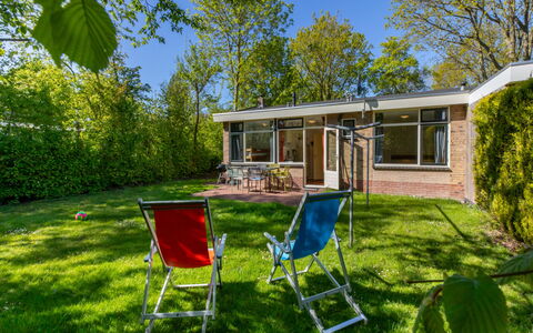 Parkside Residence Oostkapelle: Hjem, Have, Sommerhus, Lawn, Estate, Gård, Stuehus, Garden Bygninger, Backyard, Skygge
