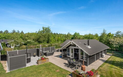 Kuisma - 1.1Km to the Fjord: Tag, Hjem, Hus, Boligområde, Sommerhus, Estate, Sidespor, Forstad, Landscaping, Garden Bygninger