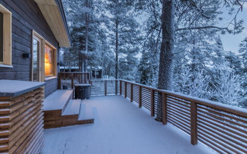 Kelokaltiokylän Maja 22: Træ, Vinter, Fryser, Sne, Dæk, Sommerhus, Veranda, Hårdttræ, Planke, Bjælkehytte