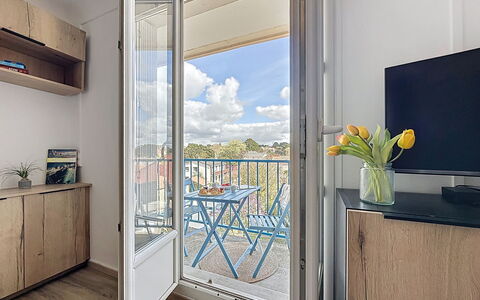 La Bernerie-En Retz 250: Møbel, Udendørs Møbler, Udendørs Bord, Stol, Bord, Have, Backyard, Skygge, Gårdhave, Eco Hotel