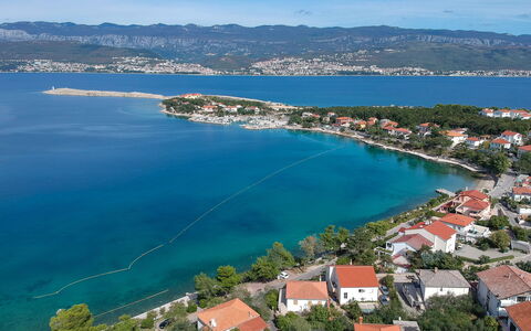 Mirta: Krop Af Vand, Vandressourcer, Kyst, Coastal Og Oceaniske Landskabsformer, Hav, Cove, Headland, Ocean, Kyst, Strand