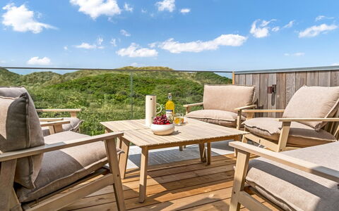Tamina - 50M from the Sea: Træ, Hjem, Veranda, Dæk, Hårdttræ, Tag, Bejdse, Trægulve, Eco Hotel