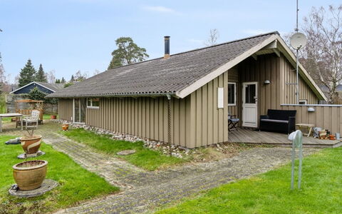 Arent - 1.1Km from the Sea: Bjergkæde, Dal, Bjerglandsby, Ferieby