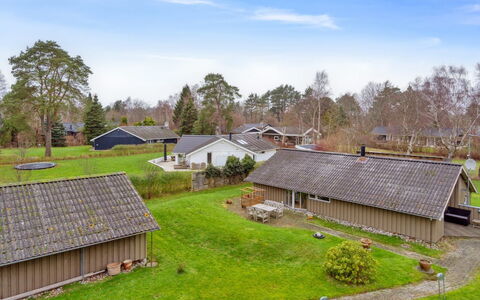 Arent - 1.1Km from the Sea: Bjergkæde, Dal, Bjerglandsby, Ferieby