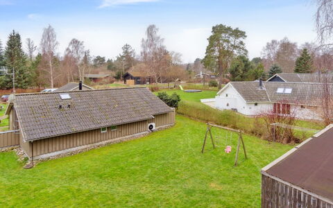 Arent - 1.1Km from the Sea: Træ, Møbel, Lejlighed, Værelse, Loft, Bejdse, Stol, Hårdttræ, Klarlak, Tømmer