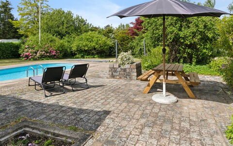 Elemine - 300M to the Fjord: Flise, Udendørs Møbler, Have, Skygge, Landscaping, Gårdhave, Cobblestone, Backyard, Beton, Gård