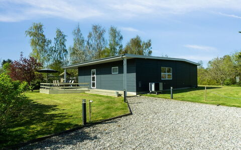 Matilde - 390M from the Sea: Fritid, Reklame, Parkere, Banner, Skilt, Sti
