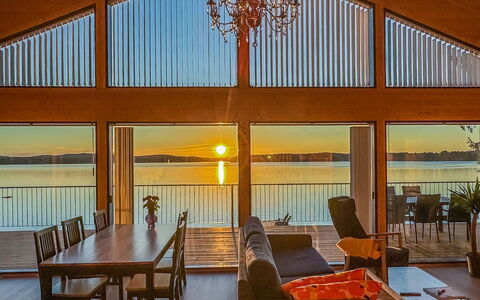 Lakeside Villa: Bjergrige Landskabsformer, Bjerg, Bakke, Bjergkæde, Naturlige Landskab, Highland, Dal, Hill Station, Kam, Landdistrikt
