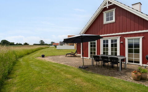 Sakari - 375M from the Sea: Hus, Tag, Hjem, Sommerhus, Busk, Bunddække, Estate, Stuehus, Sidespor, Garden Bygninger