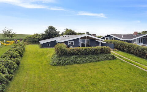 Nelina - 300M from the Sea: Træ, Bank, Sommerhus, Landdistrikt, Sø, Afspejling, Reservoir, Dam