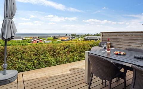 Nelina - 300M from the Sea: Svømmepøl, Stuehus, Estate, Villa, Udvej, Hacienda, Eco Hotel, Backyard