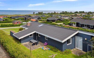 Nelina - 300M from the Sea