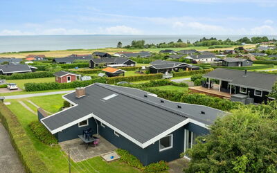 Nelina - 300M from the Sea