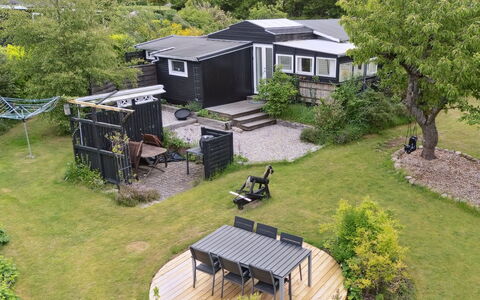 Holmfridur - 2Km from the Sea: Lejlighed, Ejerlejlighed, Estate, Altan, Villa, Hotel
