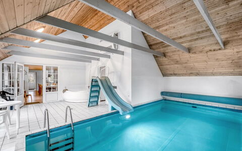 Aagot - 1.7Km from the Sea: Hus, Tag, Hjem, Sommerhus, Skur, Garden Bygninger, Sidespor, Gård, Bjælkehytte, Hytte