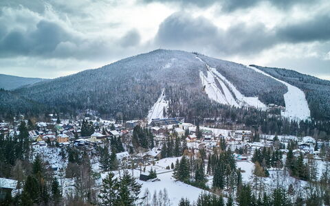 Harrachov 706: Bjergrige Landskabsformer, Vinter, Bjerg, Landskab, Sne, Highland, Hill Station, Bakke, Terræn, Bjergkæde