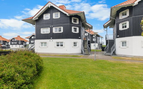 Casjen - 250M from the Sea: Lejlighed, Ejerlejlighed, Estate, Altan, Villa, Hotel