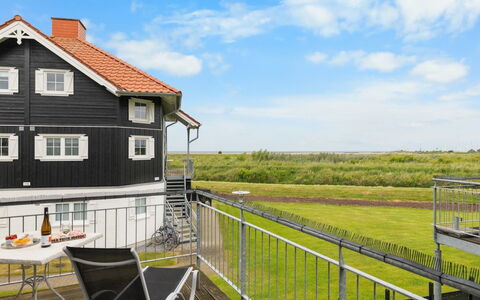 Casjen - 250M from the Sea: Lejlighed, Ejerlejlighed, Estate, Altan, Villa, Hotel