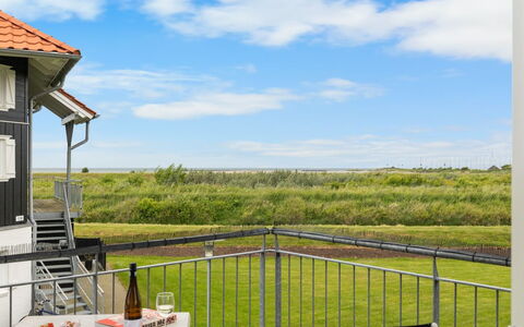 Casjen - 250M from the Sea: Lejlighed, Ejerlejlighed, Estate, Altan, Villa, Hotel