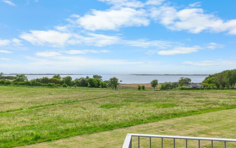 Krum - 300M from the Sea: Hus, Hjem, Tag, Sommerhus, Estate, Landscaping, Garden Bygninger, Sidespor, Stuehus