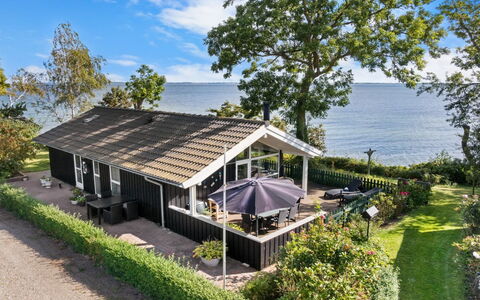 Harthwik - 10M from the Sea: Estate, Skygge, Indkørsel, Stuehus