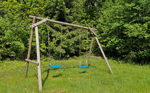 Tomine - from the Sea: Svinge, Legepladsudstyr, Legeplads, Have, Fritid, Skygge, Lawn, Parkere, Chute